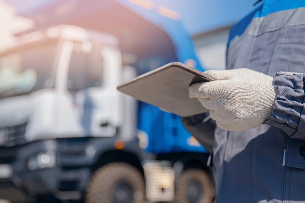 Nuova Autocar 94 - Revisioni camion rimorchi Venezia, Padova e Treviso